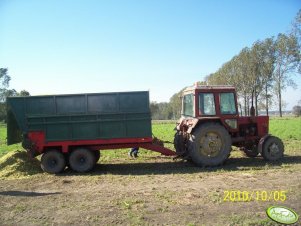 MTZ 82 + przyczepa objętościowa