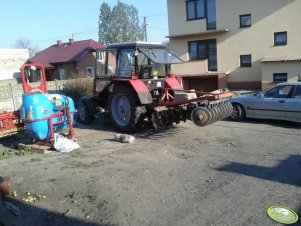 MTZ Belarus 820 + brona talerzowa Akpil