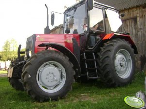 MTZ Belarus 820