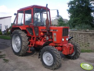 MTZ-Belarus 82