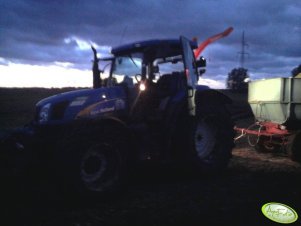New Holand T6050