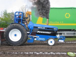 New Holland 8340