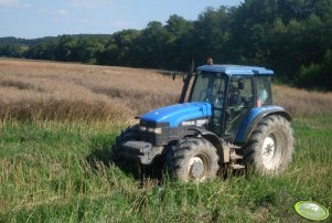 New Holland 8560 