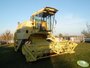 New Holland Clayson M140 Armada