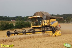 New Holland CR9080