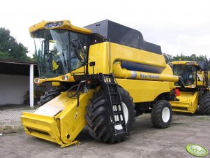 New Holland CS6080