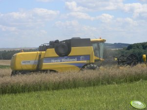 New Holland CSX 7040