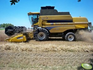 New Holland CSX 7080