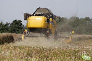 New Holland CX 8040