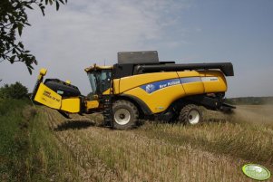 New Holland CX 8040