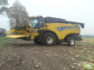 New-Holland CX-8040