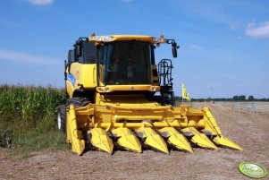 New Holland CX 8070