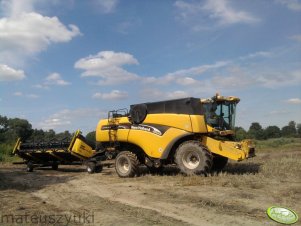 New Holland CX 880