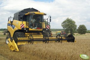 New Holland CX6080