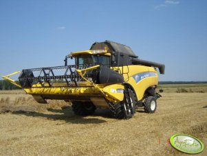 New Holland CX760