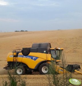New Holland CX8050