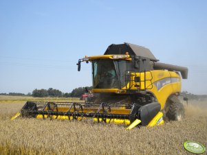 New Holland CX8060