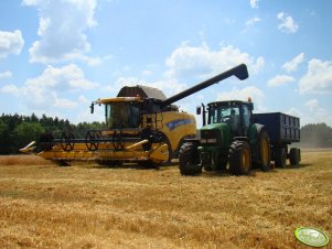 New Holland CX8070