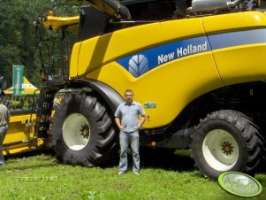 New Holland CX8080