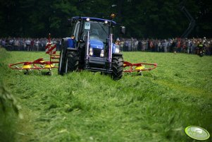 New Holland i Poettinger