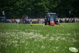 New Holland i Poettinger