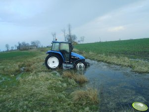 New Holland L65