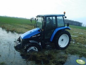 New Holland L65