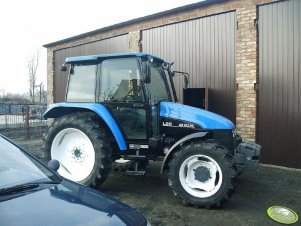 New Holland L65