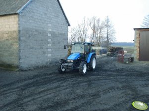 New Holland L65