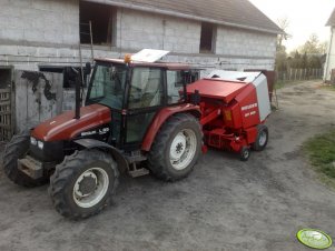 New Holland L85 + Welger RP200