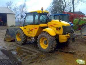 New Holland LM410