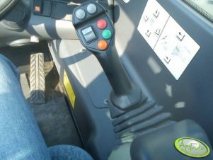 New Holland LM5060 Plus joystick 