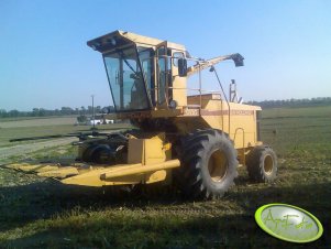 New Holland S2200