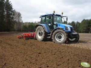 New Holland T 5060 + UG kombi  4,2