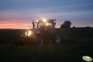 New Holland T 7030 AC 