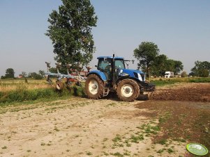 new holland t 7030