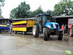 New Holland T4020