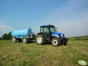 New Holland T4020