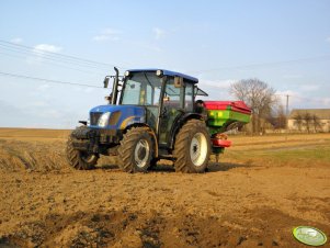 New Holland T4020