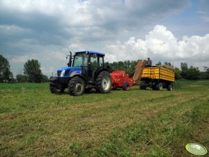 New Holland T4020