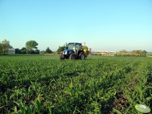 New Holland T4020