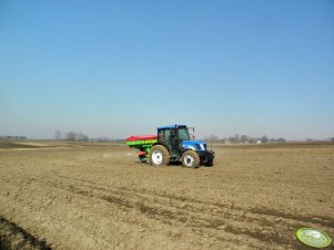 New Holland T4020