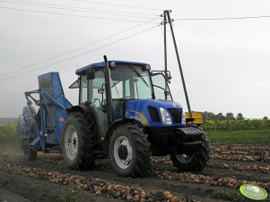 New Holland T4020