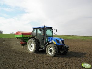 New Holland T4020