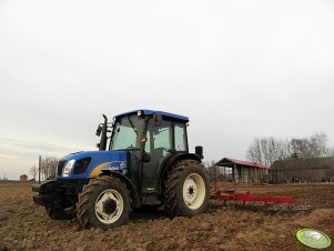 New Holland T4020