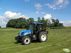 New Holland T4020