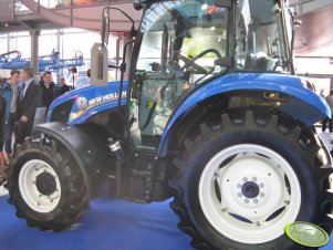 New Holland T4