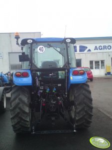 New Holland T4