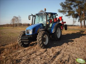 New Holland T5040 & Akpil KM80