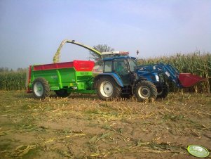 New Holland T5040 + Apollo 10